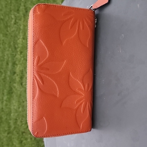 Bostanten Orange Leather Floral Embossed Wallet Wristlet - Picture 3 of 13